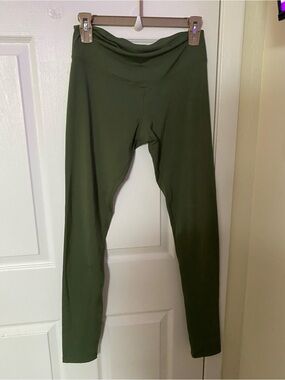 Olympia Legging/ Jogger Sz
Med